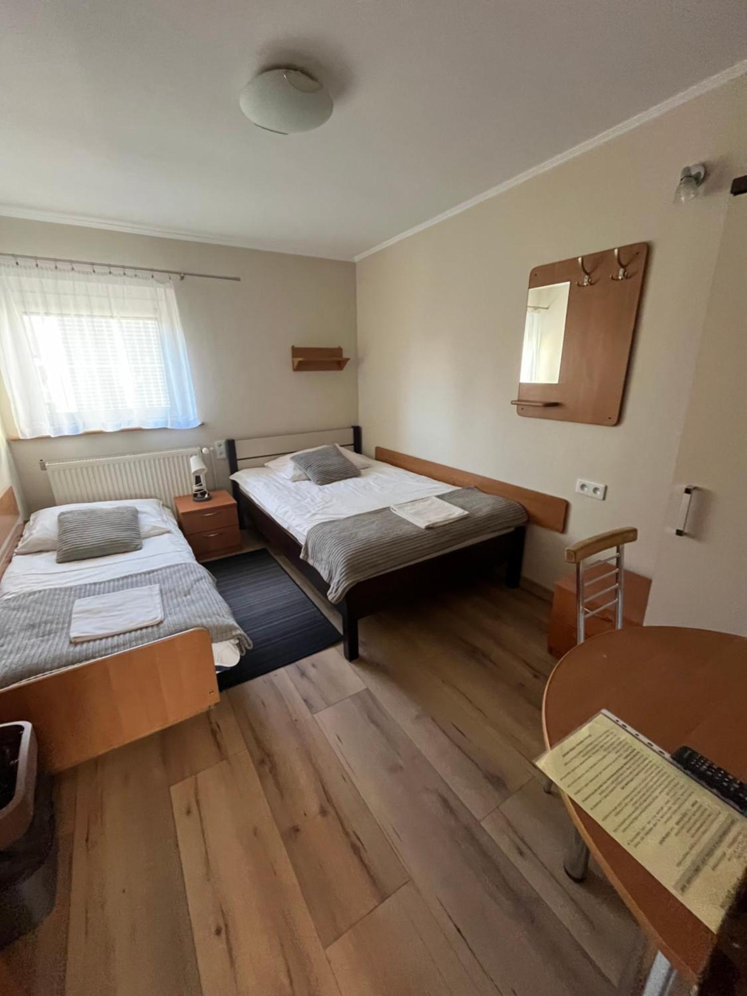 Dom Kolping Hostel คราคูฟ ภายนอก รูปภาพ